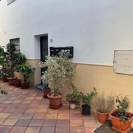 Tranquil Escape In Historic Benalmádena