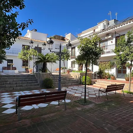 Tranquil Escape In Historic